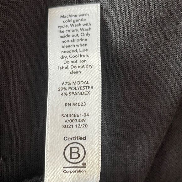 Athleta Cloudlight Stratus Tee Shirt 2X Black Short Sleeve Athleisure 444861 - Picture 4 of 6